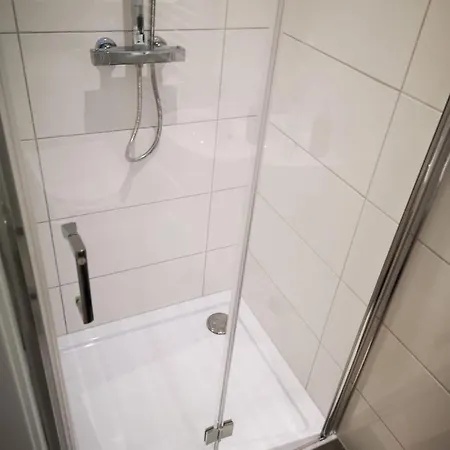 Apartman Kinderklinik 600m Zum Bahnhof 2a *