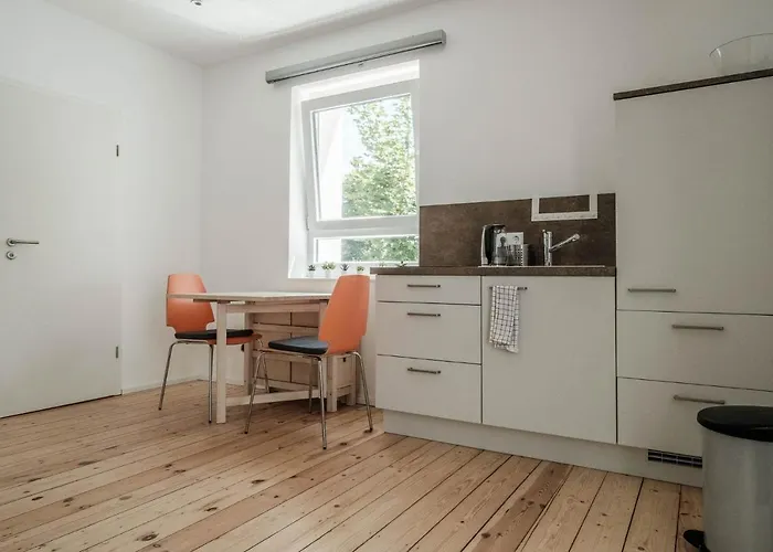 Kinderklinik 600m Zum Bahnhof 2a 锡根